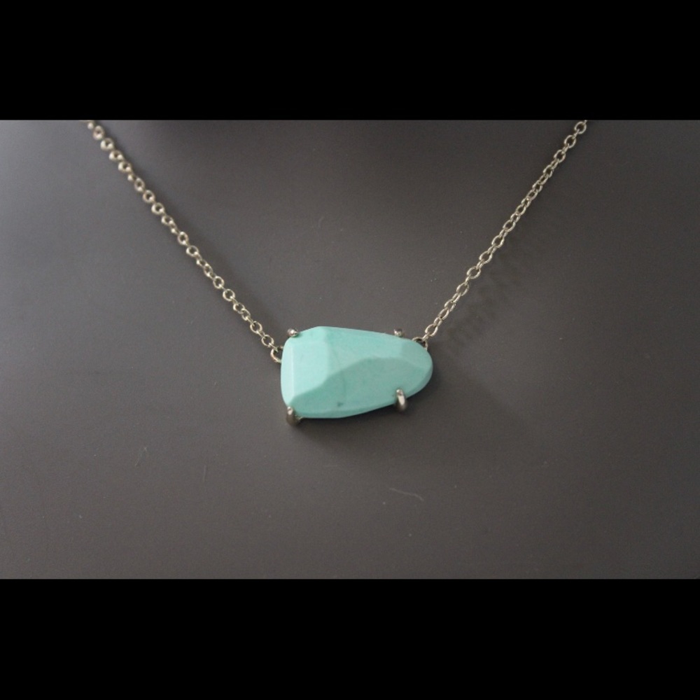 Kendra Scott Mint Color Necklace